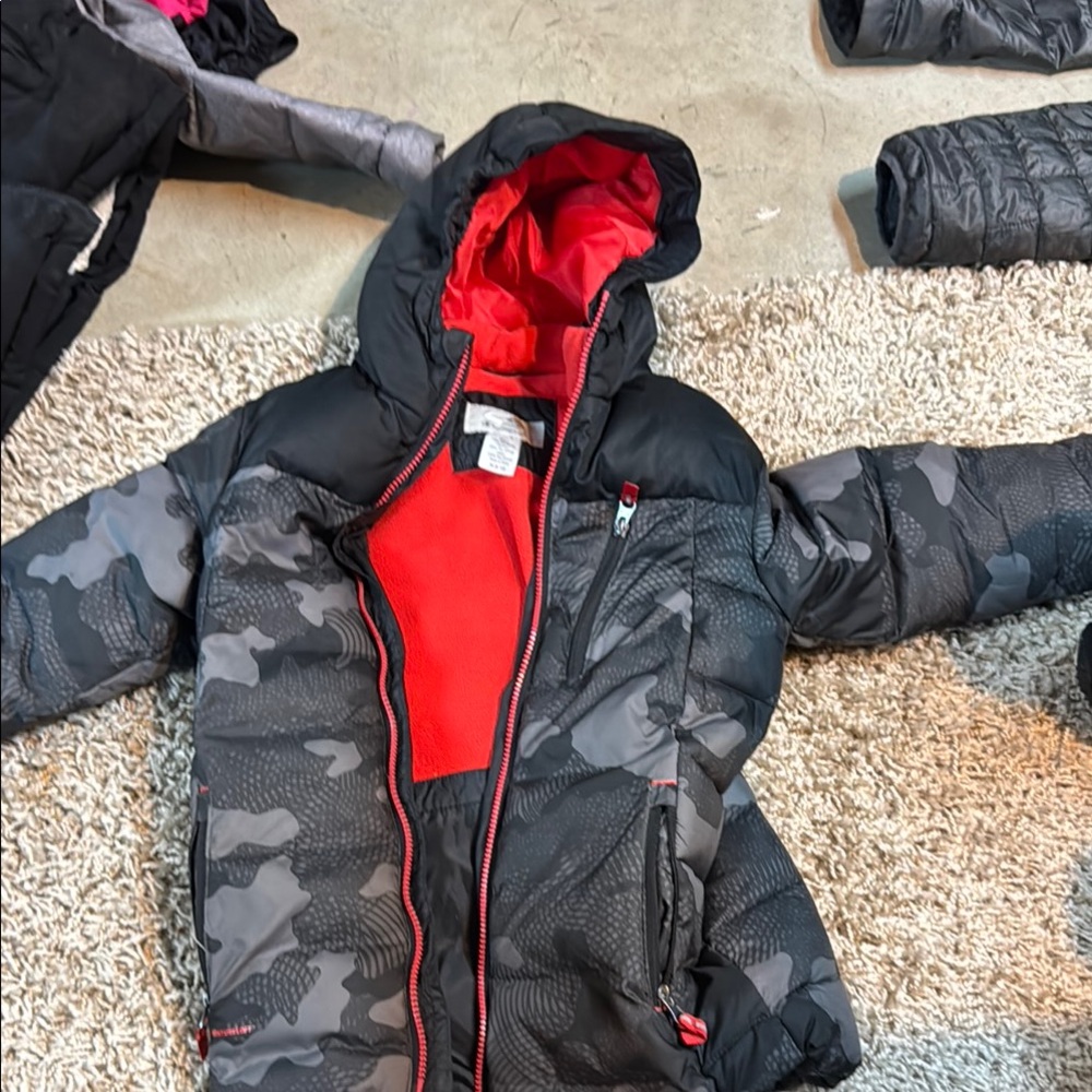 Champion Kids Camo Puffer Jacket - Black and Red